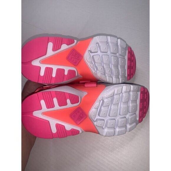 Nike Air Huarache City Low Womens‎ Sneakers Size 6.5 Atmosphere Grey/Hot Punch - Picture 8 of 11